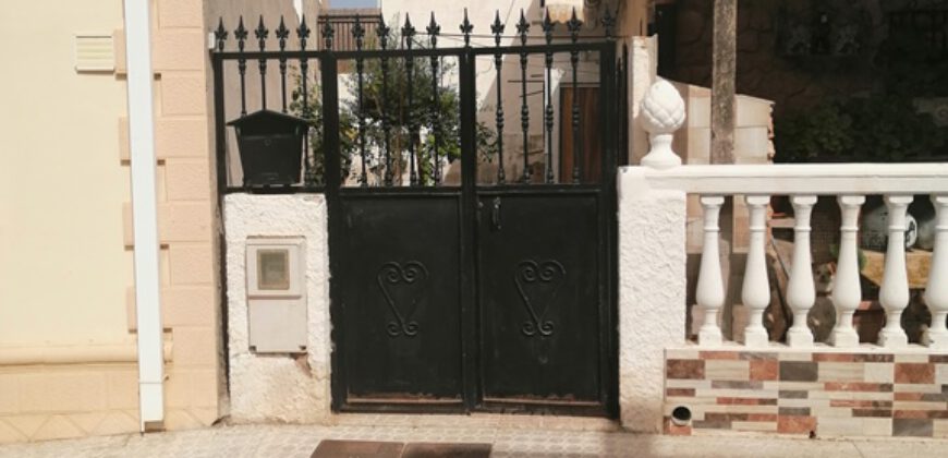 ZUJAR – Casa Adosada en Calle Plina