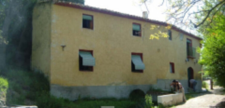 ZUJAR – Finca Agrícola en Venta con Molino, Vivienda y Piscina