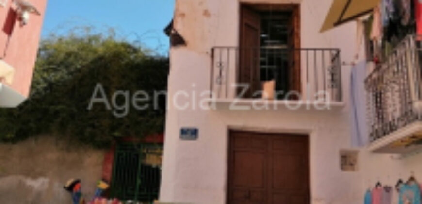 ZUJAR – Terreno Urbano en Venta, junto al Ayuntamiento