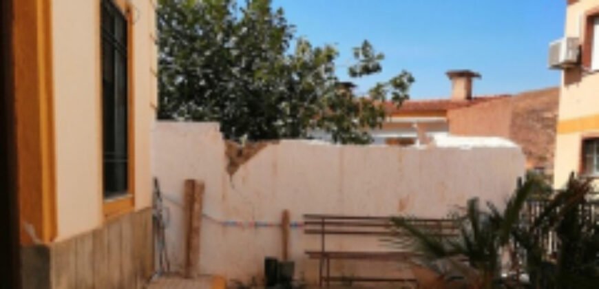 ZUJAR – Terreno Urbano en Venta, junto al Ayuntamiento