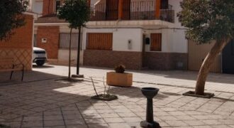 ZUJAR – Casa Unifamiliar en Venta, Barrio Nuevo
