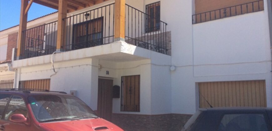 ZUJAR – Casa Unifamiliar en Venta, Barrio Nuevo