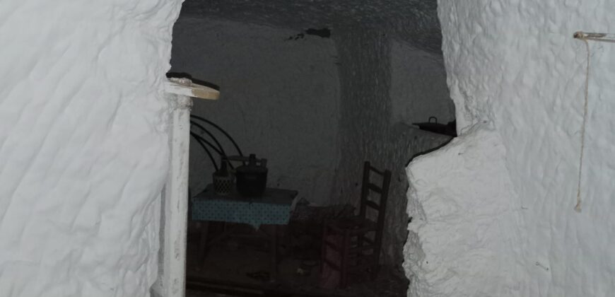 ZUJAR – Casa Cueva en Venta, Bº Abatel