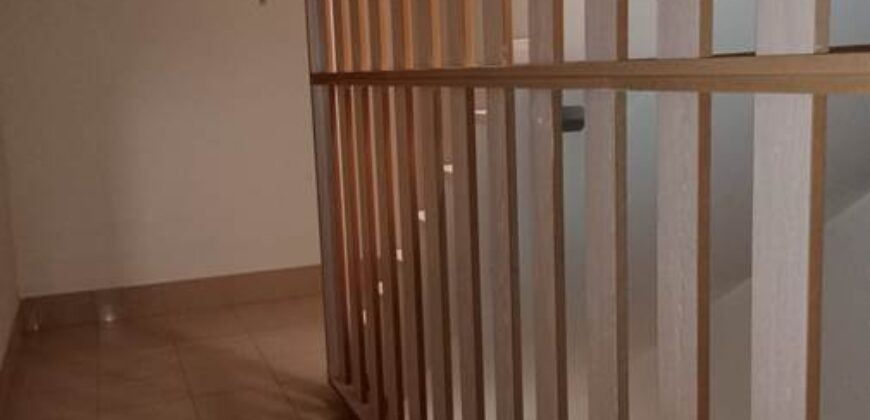 ZUJAR- Venta de 1ª Planta de edificio con 5 pisos para terminar