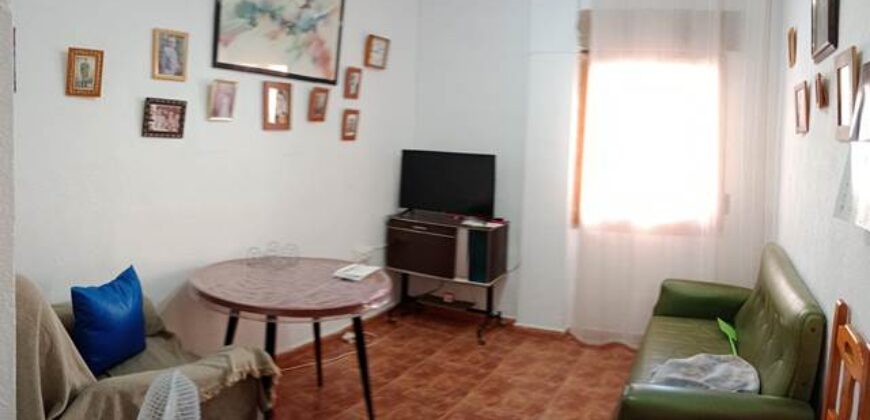 ZUJAR – Edificio completo con 3 viviendas y patio