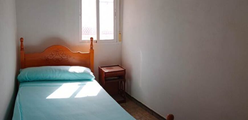 ZUJAR – Edificio completo con 3 viviendas y patio