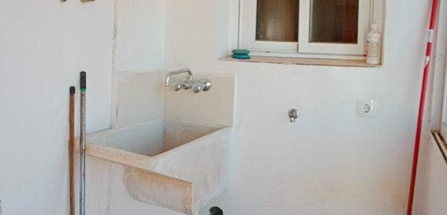 ZUJAR – Edificio completo con 3 viviendas y patio