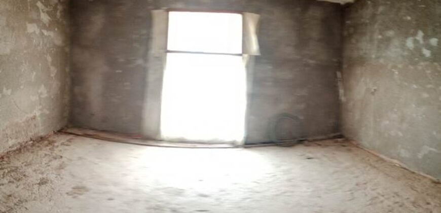 ZUJAR – Piso de 115 m² en edificio — interior por construir + trastero