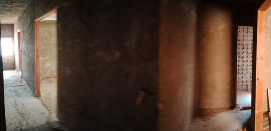 ZUJAR – Piso de 115 m² en edificio — interior por construir + trastero