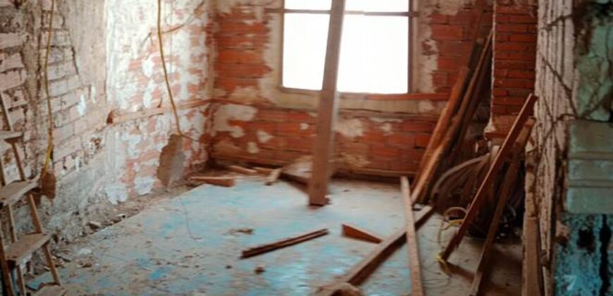 ZUJAR – Piso de 115 m² en edificio — interior por construir + trastero