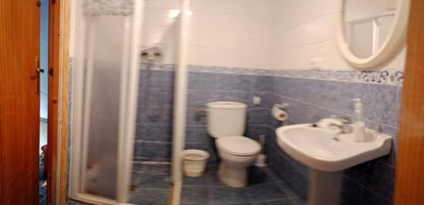 ZÚJAR – Una casa, dos entradas, infinitas ideas