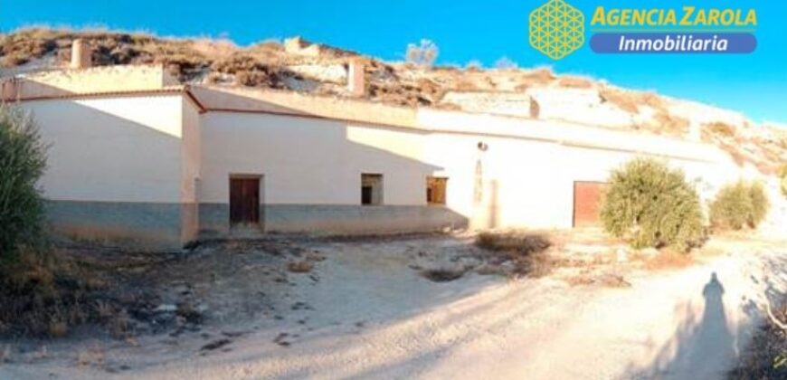 CARRAMAIZA – Vivienda Cueva con acceso a servicios y vistas espectaculares
