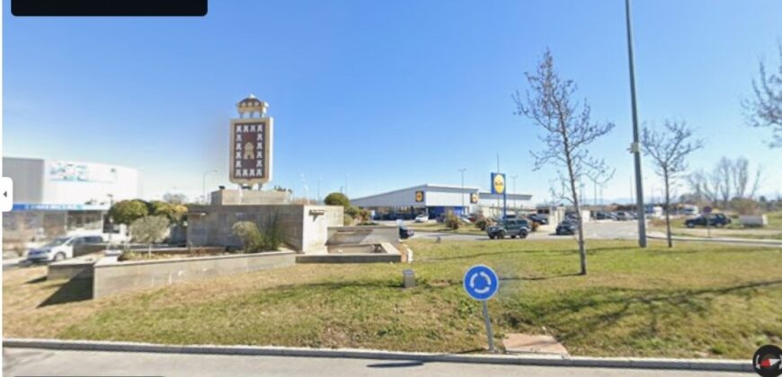 BAZA – Solar Urbano de 590 m2 apto para construir