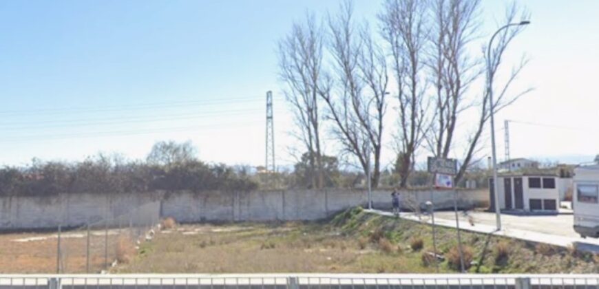 BAZA – Solar Urbano de 590 m2 apto para construir