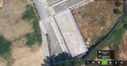 BAZA – Solar Urbano de 590 m2 apto para construir