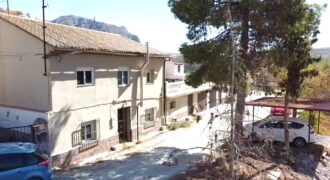 ZUJAR – Encantadora Casa de Pueblo con todo incluido