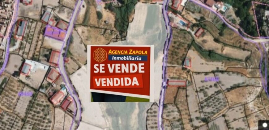 ZUJAR – Finca Urbanizable con Regadío en Venta