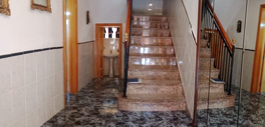 ZUJAR – Tu nuevo hogar: luz, espacio y vistas increíbles