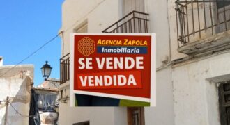 ZUJAR – Casa de Pueblo en Venta, Calle Virgen de la Cabeza