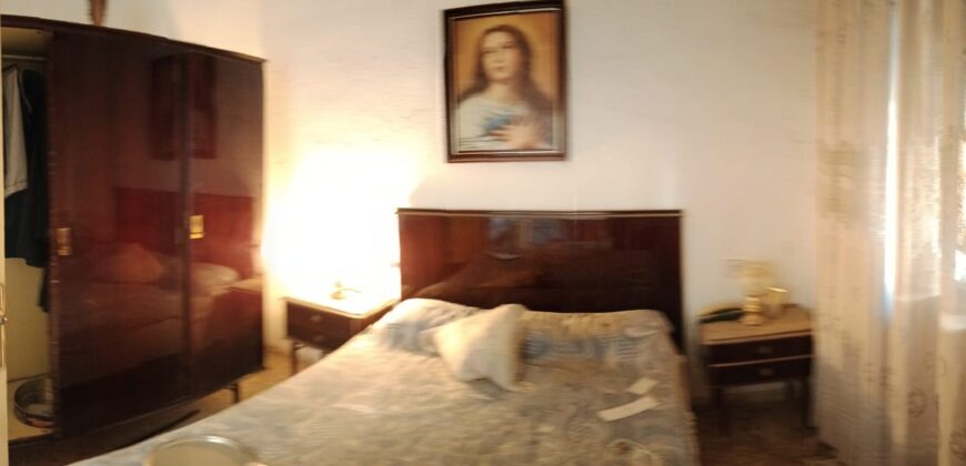 ZUJAR – Oportunidad única! Casa adosada para reformar en zona residencial