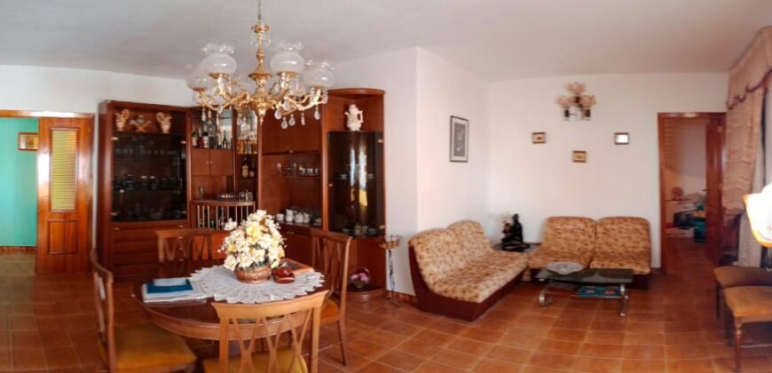 ZUJAR – Chalet Independiente en la Mejor Zona Residencial