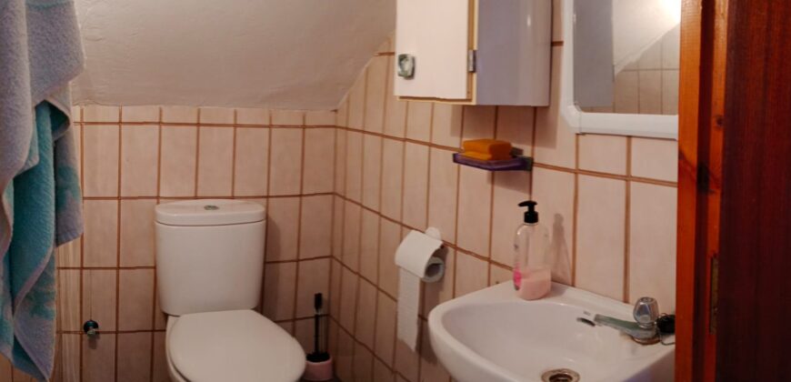 ZUJAR – Chalet Independiente en la Mejor Zona Residencial
