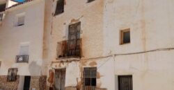 ZUJAR – Vivienda para reformar y gran potencial