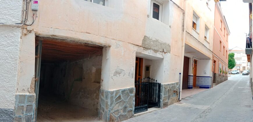 ZUJAR – Casa en proceso de reforma