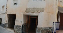 ZUJAR – Casa en proceso de reforma