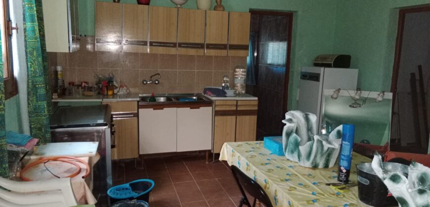 FREILA – Cortijo con Cueva en finca agrícola de 8 hectáreas